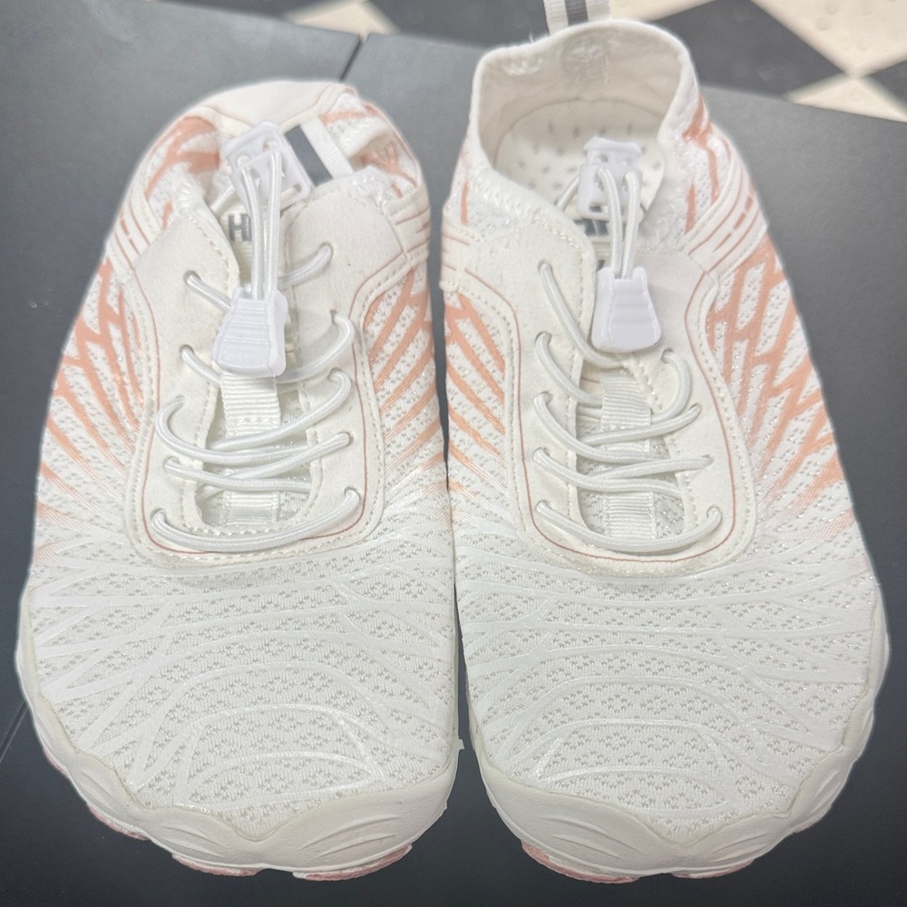HF White and Pink Shoes